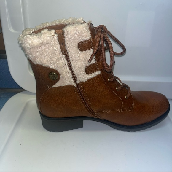 Baretraps ONeil Faux Fur Collar Waterproof Combat Boot Bootie Lace Up Zip 9M - Picture 6 of 10